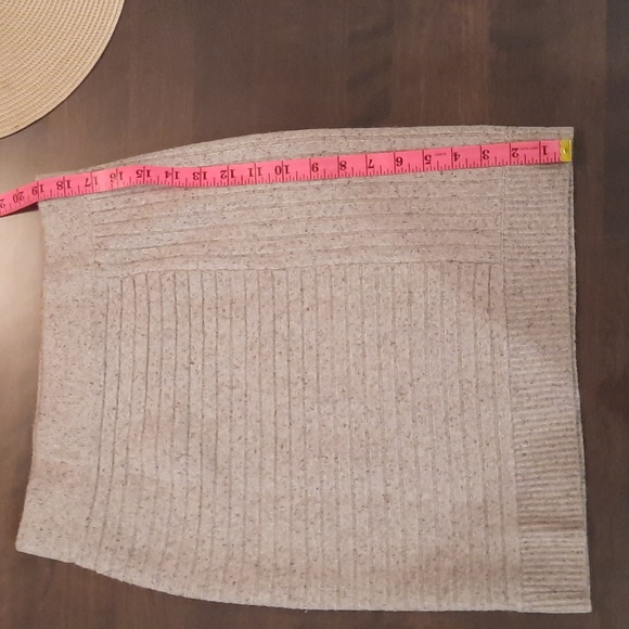 NWT Club Monaco Women's Sweater Skirt - Size Small - Picture 2 of 4